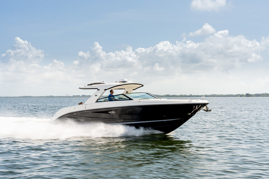 2026 Sea Ray SLX 400 W 230 in avon NY
