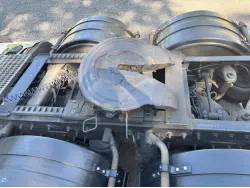2015 PETERBILT 389