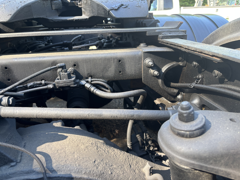 2015 PETERBILT 389