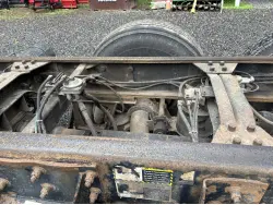 2005 MACK CV713