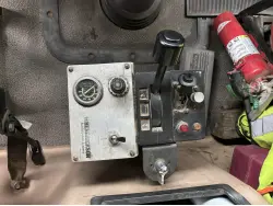 2005 MACK CV713