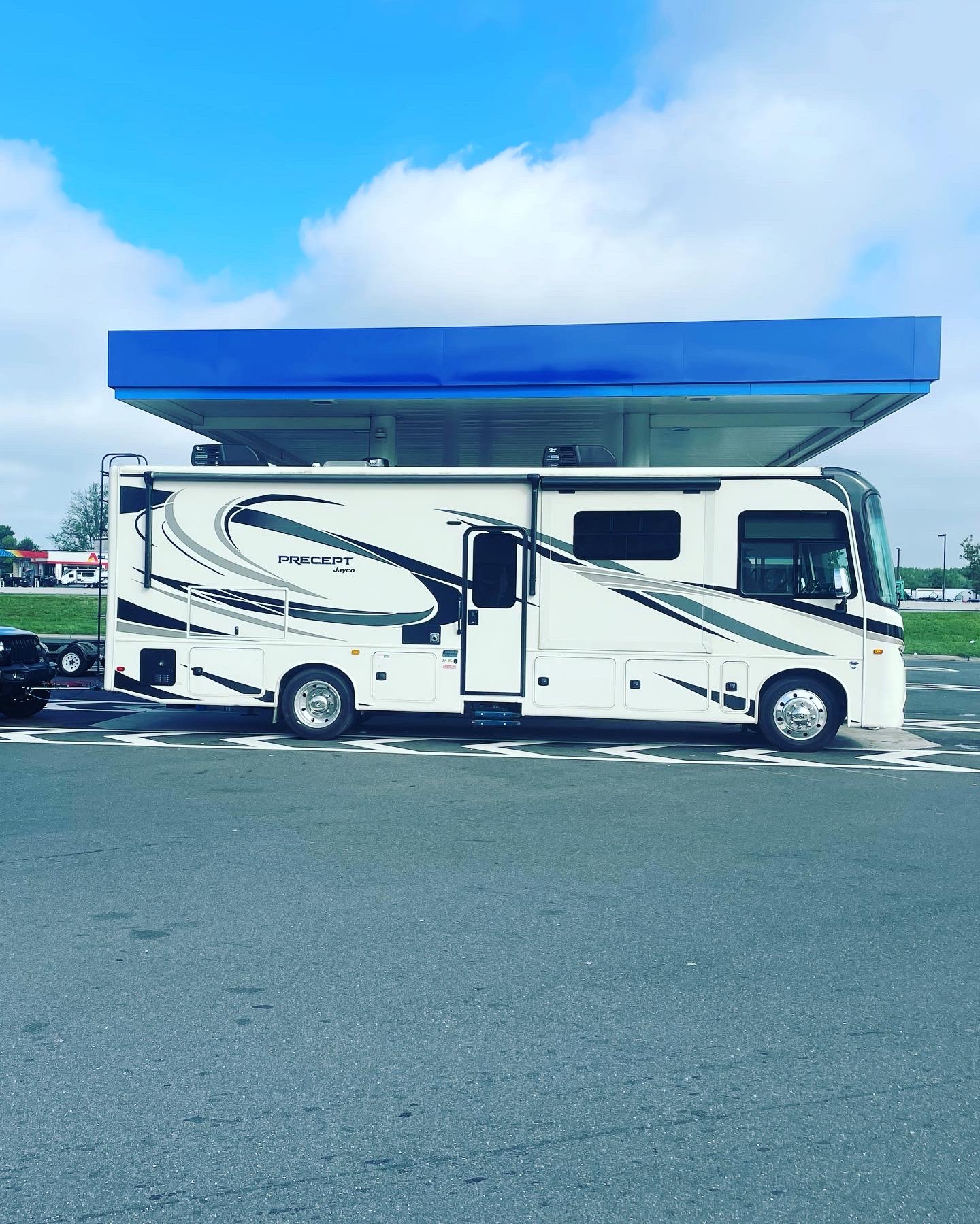 2022 Jayco PRECEPT 31UL RV