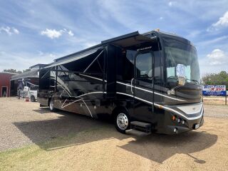 2015 FLEETWOOD EXPEDITION 40X