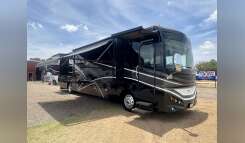 2015 Fleetwood EXPEDITION 40X Class A Diesel Motorhome - Diesel Pusher RV