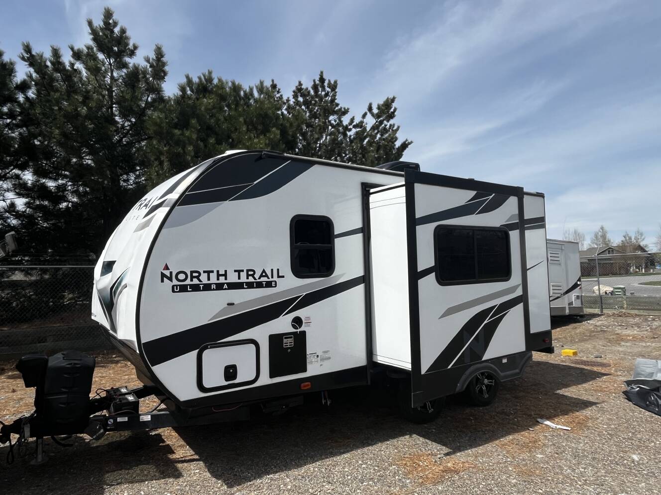 A photo of this 2022 Heartland NORTH TRAIL ULTRA LITE ID21RBSS