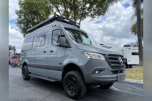 2025 Winnebago REVEL 44E in la habra CA