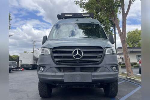 2025 Winnebago REVEL 44E in la habra CA