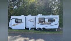 2010 Jayco EAGLE 320 RLDS RV