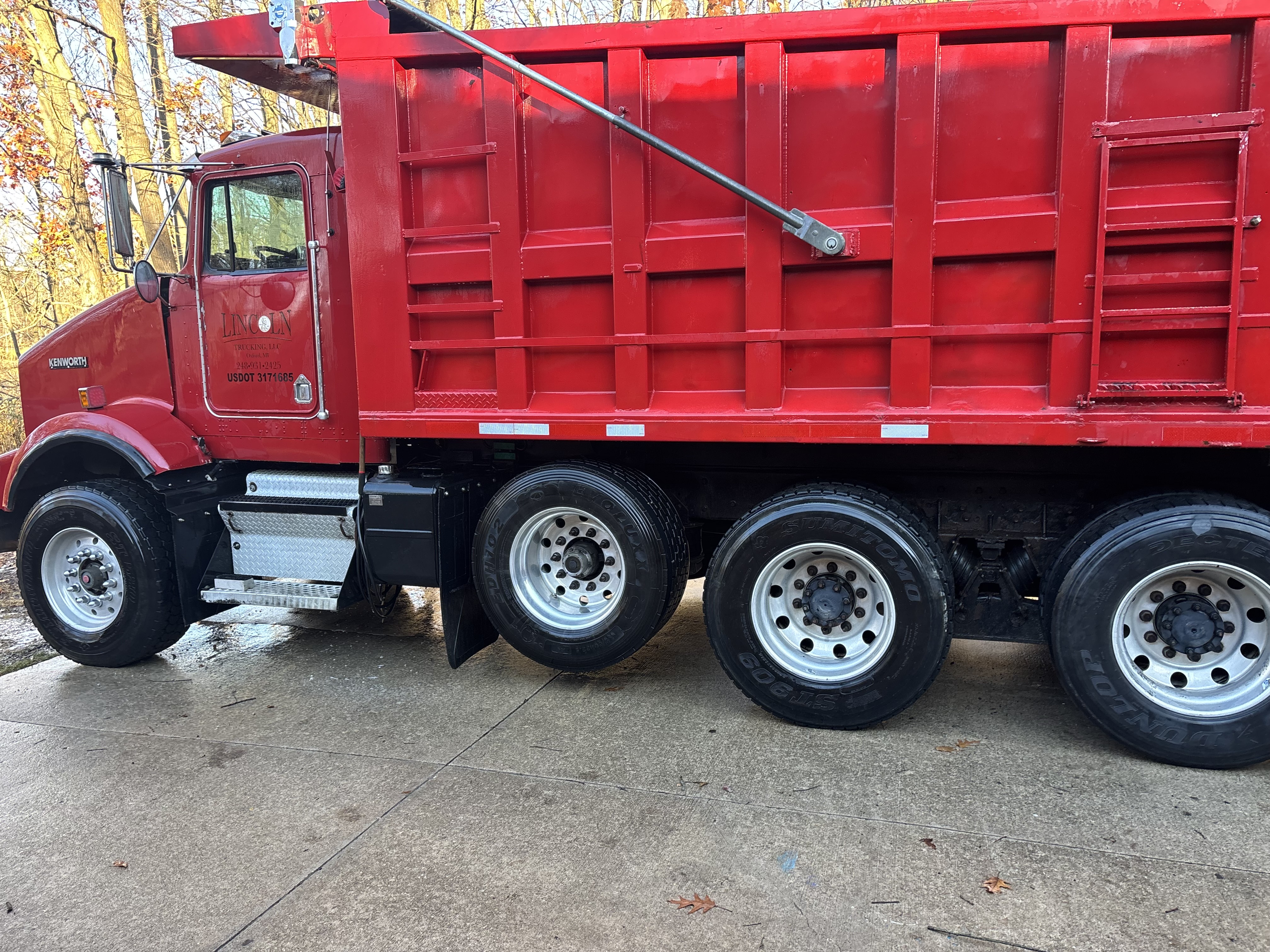 1998 KENWORTH T800 in Oxford, MI