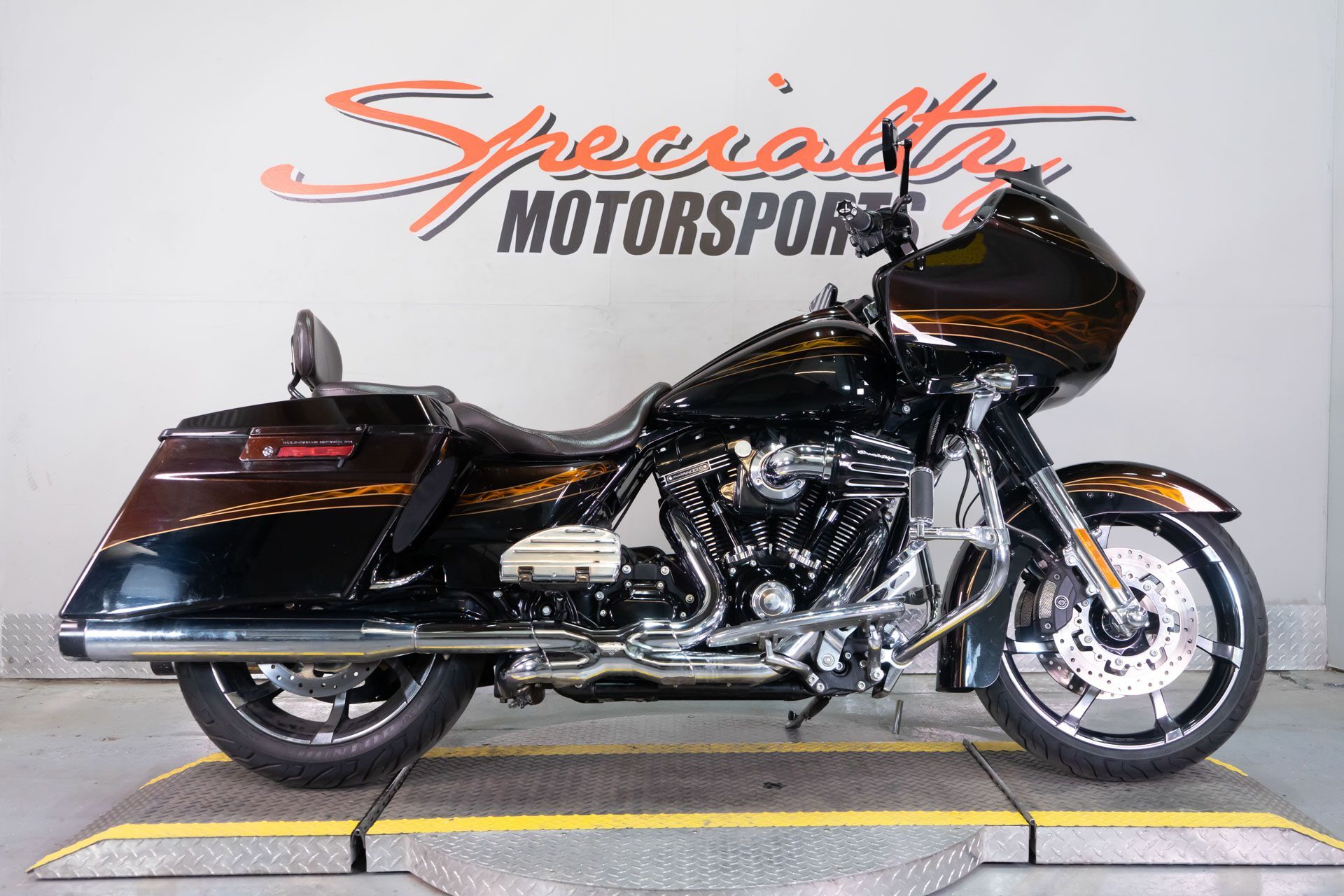 2012 Harley-Davidson CVO™ Road Glide® Custom CVO CUSTOM in Sacramento, CA