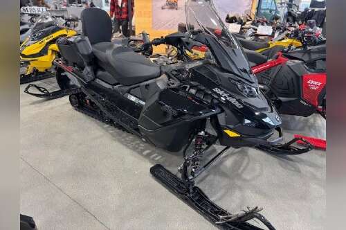 2026 Ski-Doo Grand Touring LE 900 ACE Turbo ES Silent Track II 1.25 in suamico WI