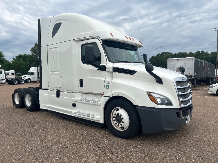 2020 FREIGHTLINER CASCADIA 126 in Jackson, MS