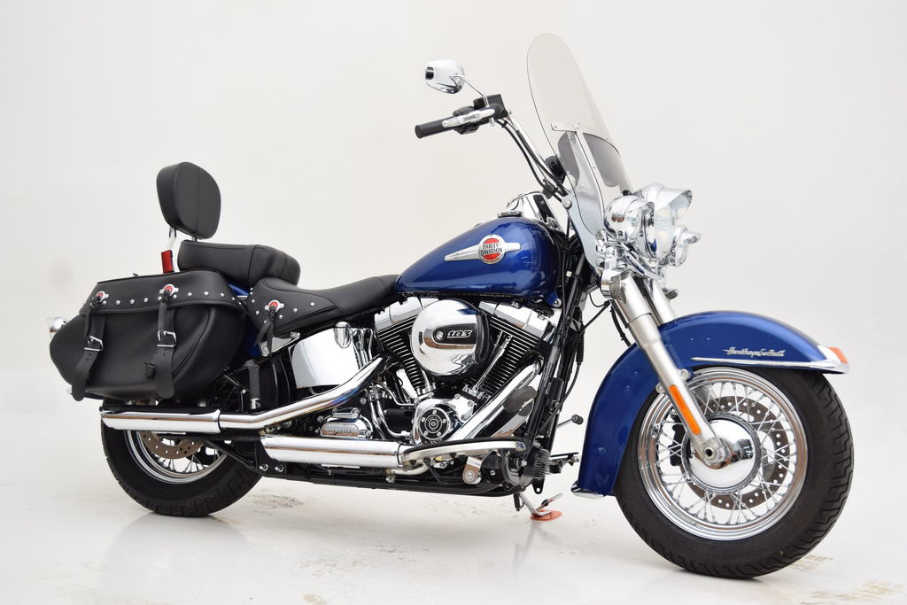 ハーレーダビットソン Blue Harley-Davidson Heritage Softail Standard Motorcycles For