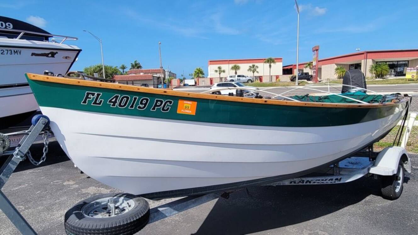 A photo of this 2011 Stur-Dee Boat Co Amesbury 16