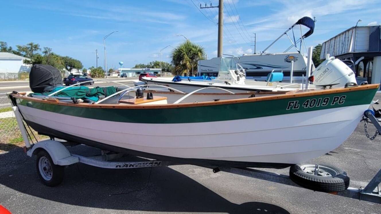 A photo of this 2011 Stur-Dee Boat Co Amesbury 16