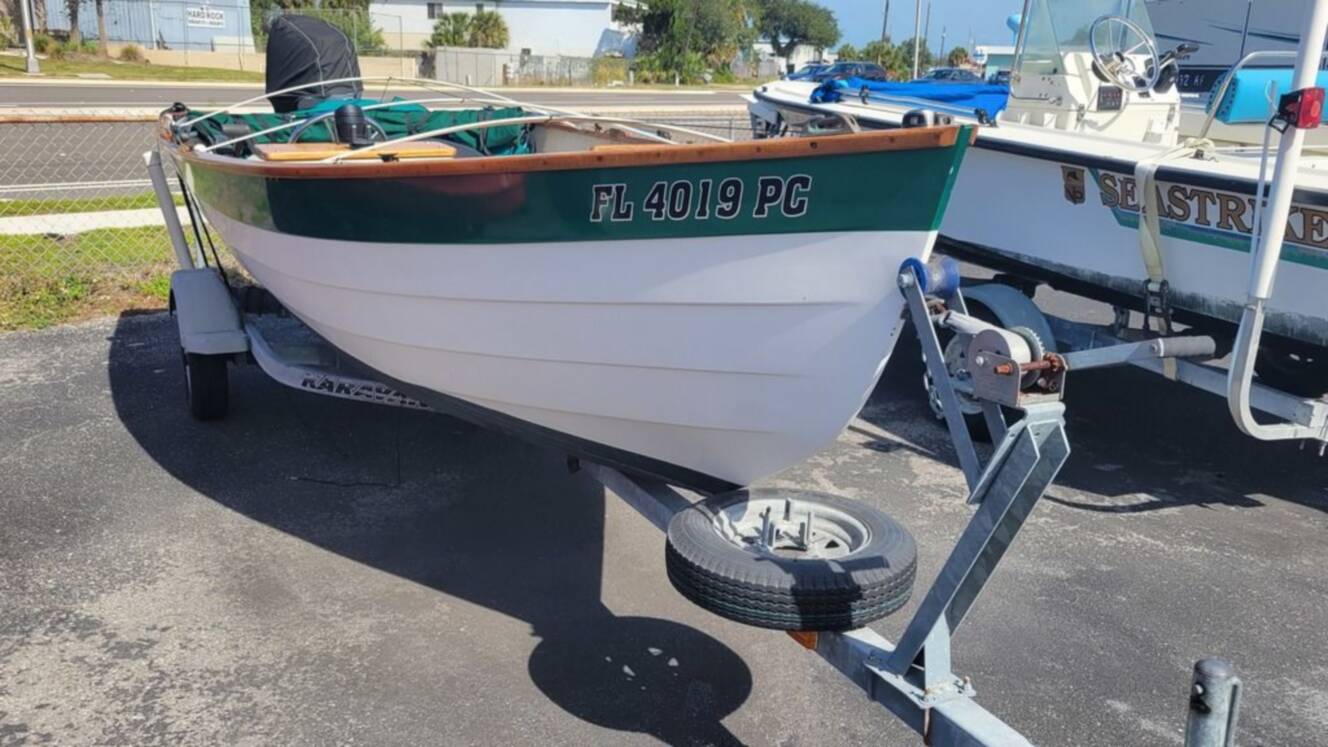 A photo of this 2011 Stur-Dee Boat Co Amesbury 16