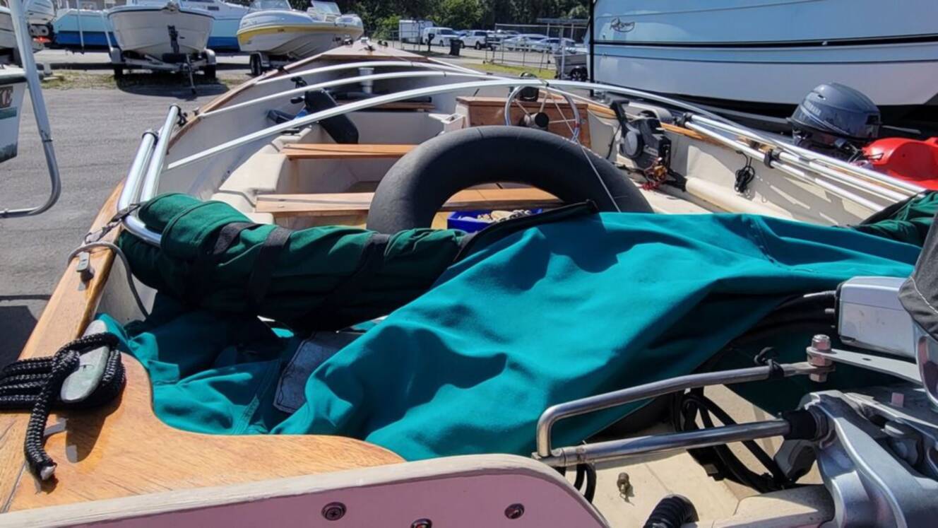A photo of this 2011 Stur-Dee Boat Co Amesbury 16