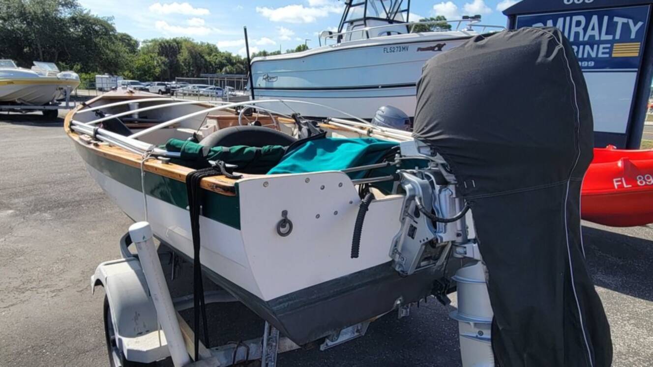 A photo of this 2011 Stur-Dee Boat Co Amesbury 16