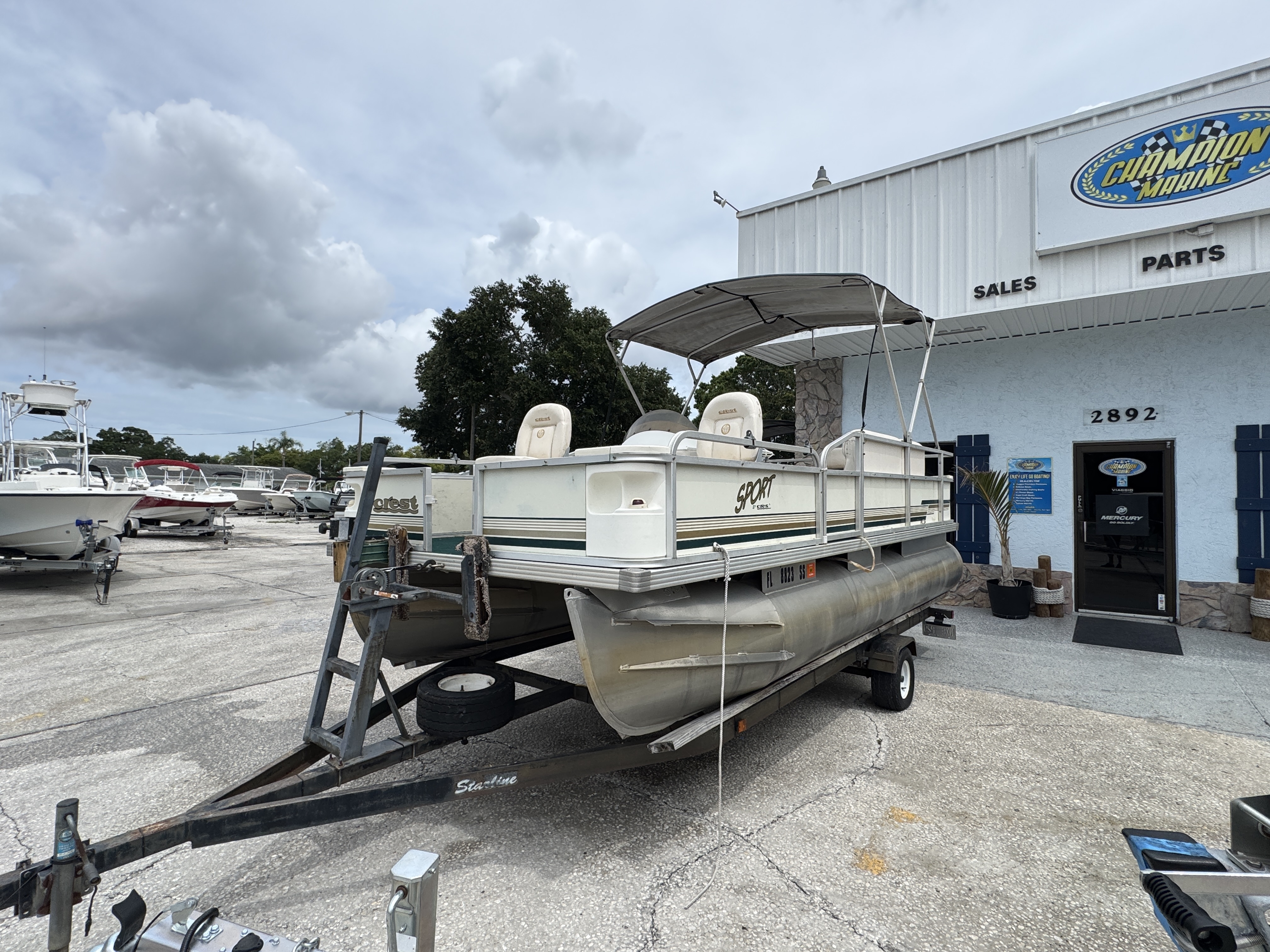 Used Crest Pontoon Boat Power Boats For Sale Near Melbourne, Florida -  Boatmart