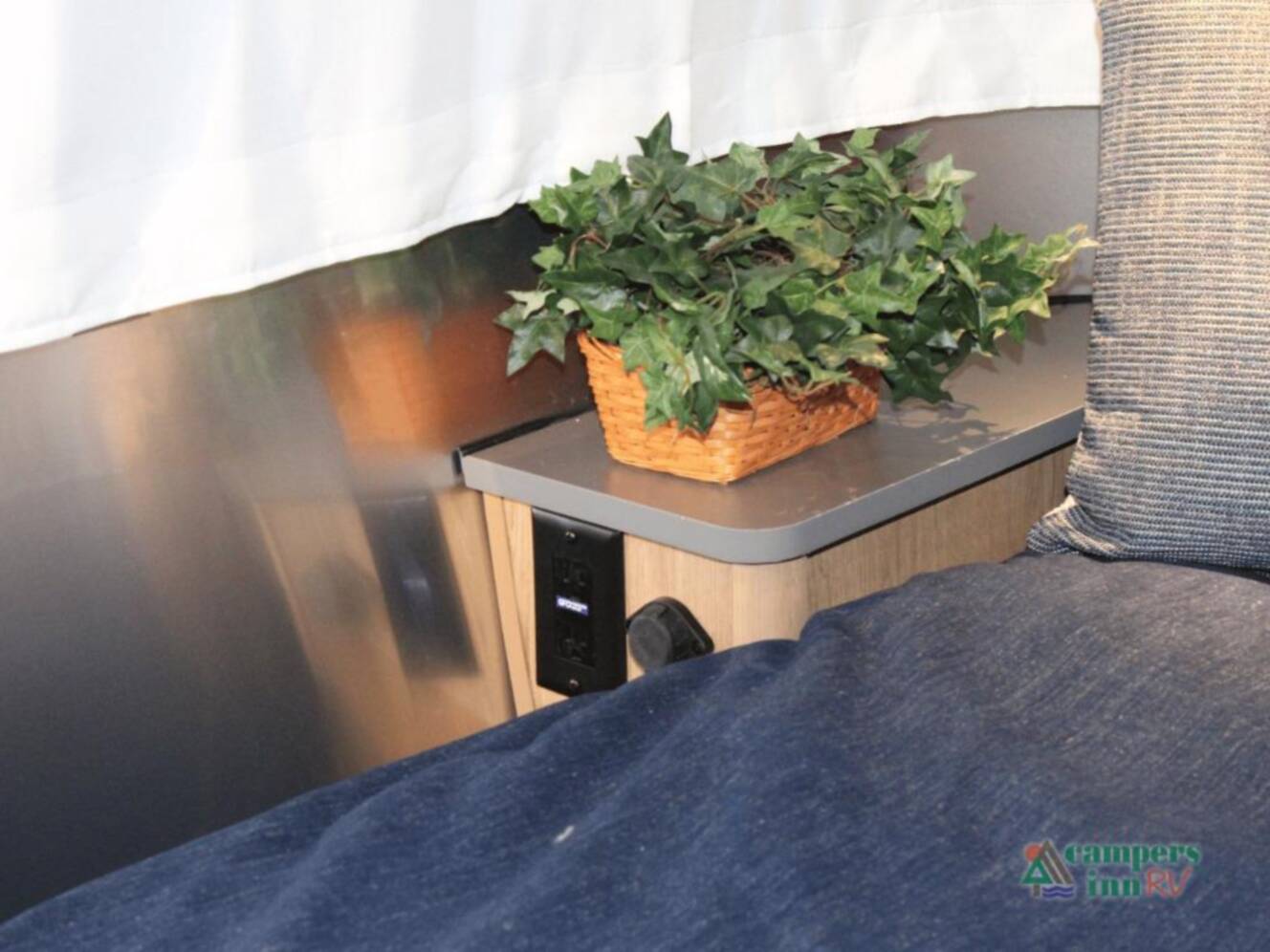 A photo of this 2026 Airstream Trade Wind 25FBQ
