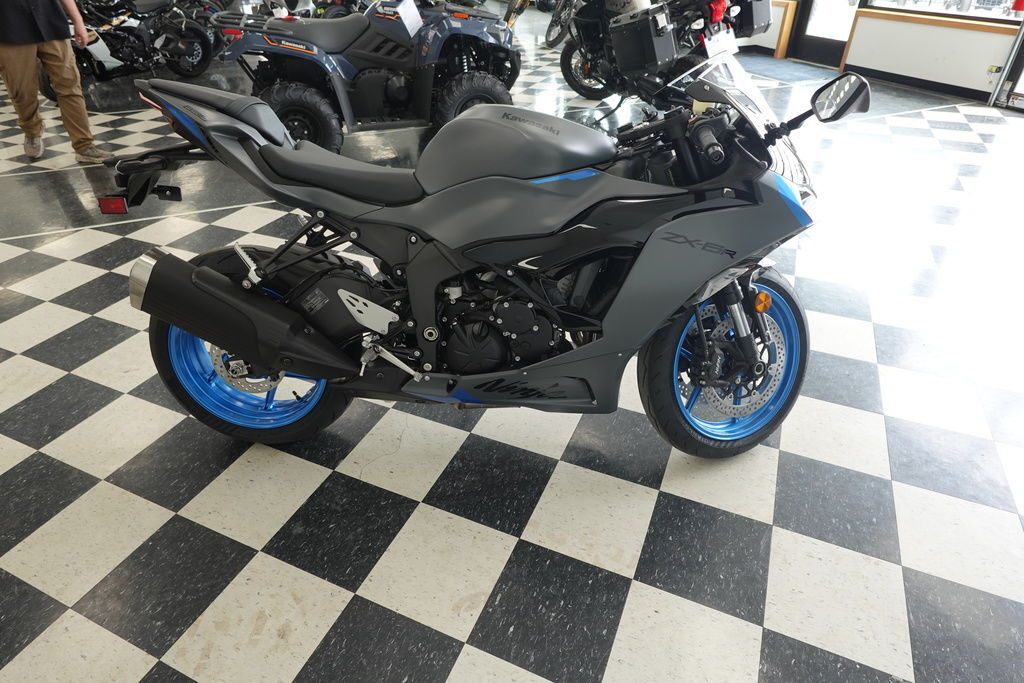 Gray Base Ninja Motorcycles For Sale Near 97703 - Kawasaki