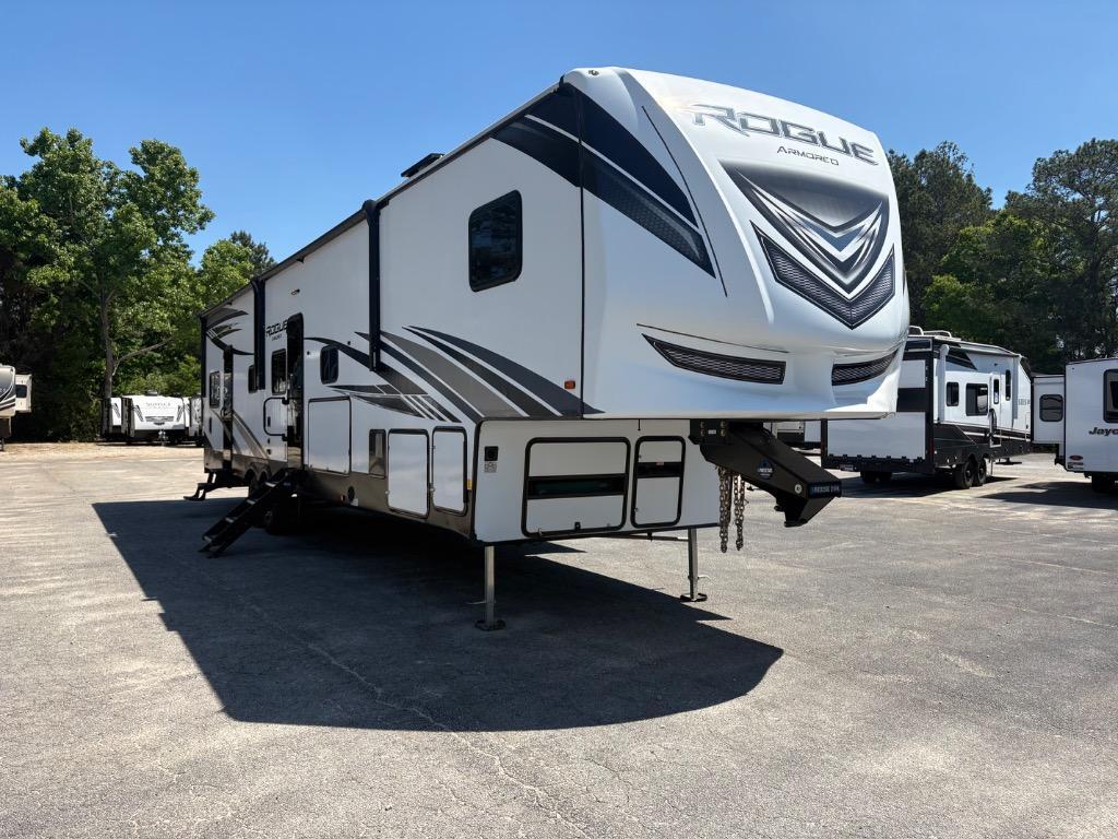 2021 Forest River Rv Vengeance Rogue Armored 4007V in mcdonough GA