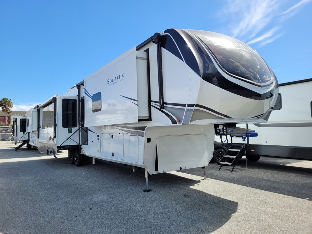 2026 Grand Design Solitude 417KB in gilroy CA