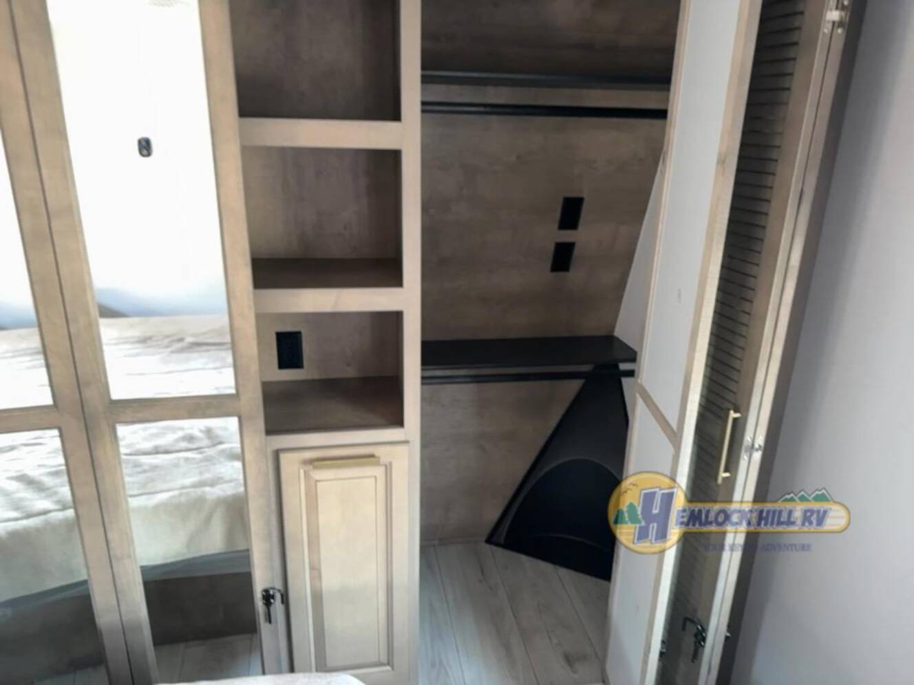 A photo of this 2026 Keystone Rv Montana 3231CK