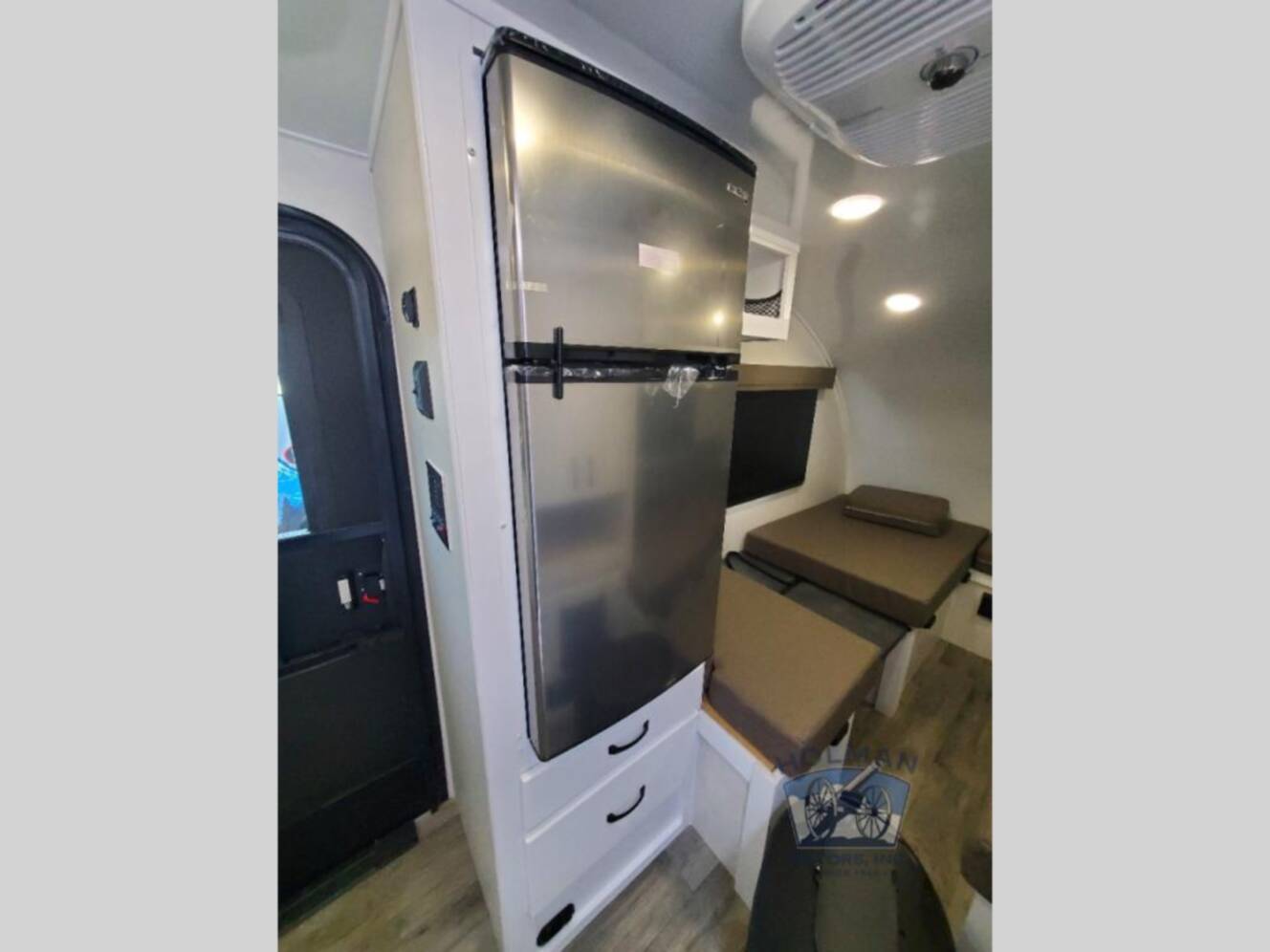A photo of this 2026 Modern Buggy Rv Big Buggy BB17
