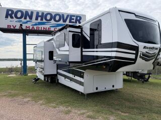 2026 FOREST RIVER RIVERSTONE 425FO