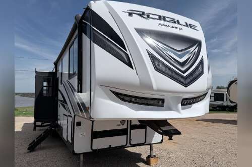2021 Forest River Rv Rogue 351A13 in breckenridge TX