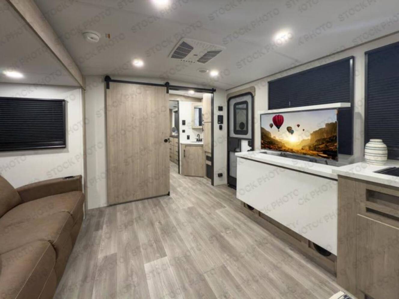 A photo of this 2026 Grand Design Imagine 2700BS
