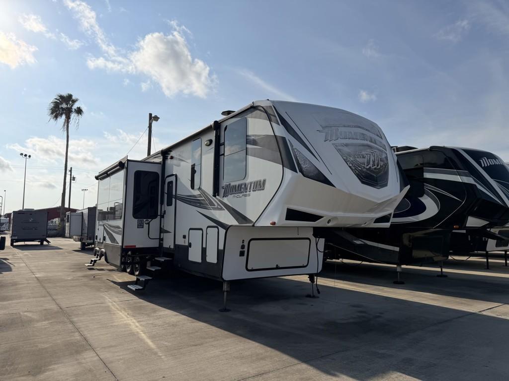 2017 Grand Design Momentum M-Class 395M Fifth Wheel Toy Hauler RV