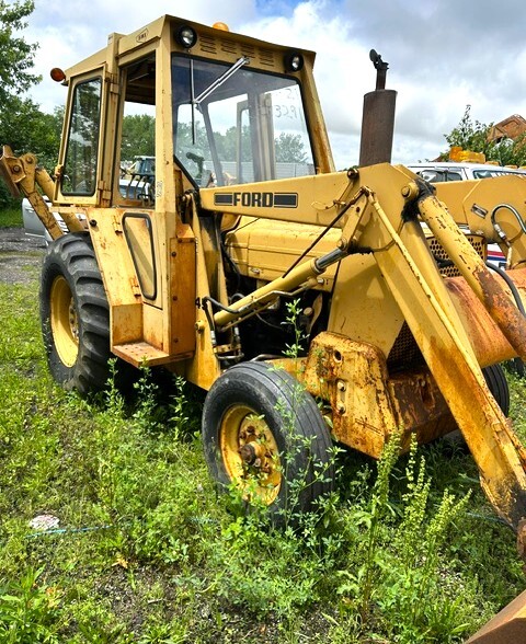Ford Backhoe 545B in Franklin, OH