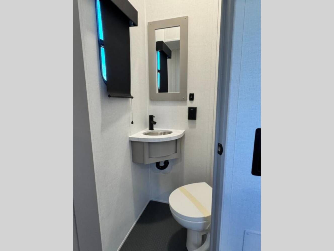 A photo of this 2026 Alliance Rv Valor All-Access 35A14