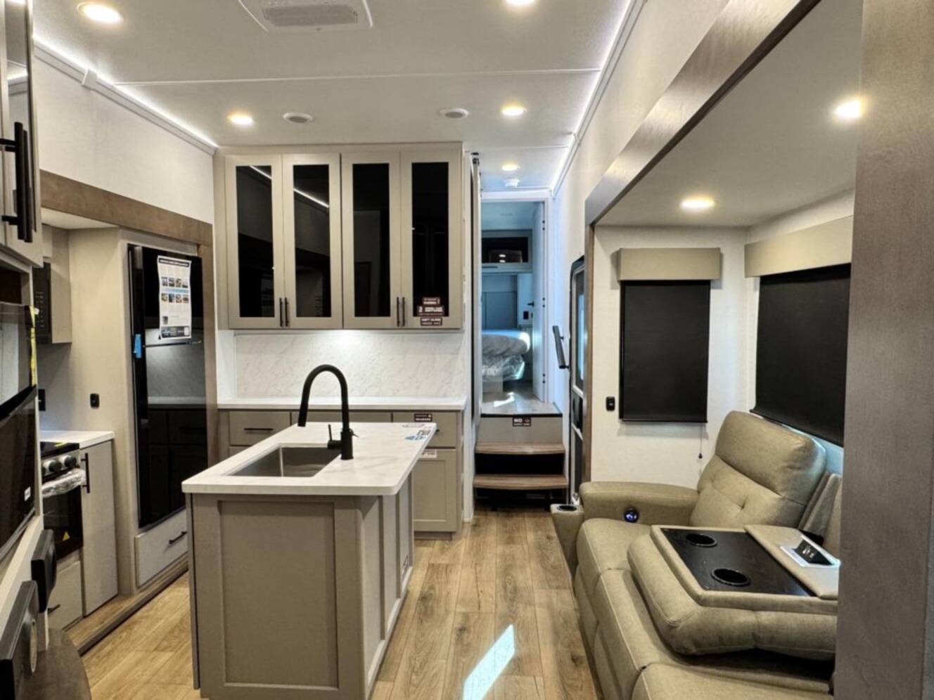 A photo of this 2026 Alliance Rv Valor All-Access 35A14