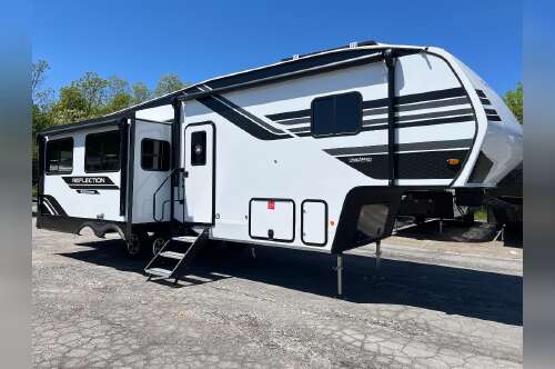 2027 Grand Design Reflection 100 Series 29RL in orchard park NY