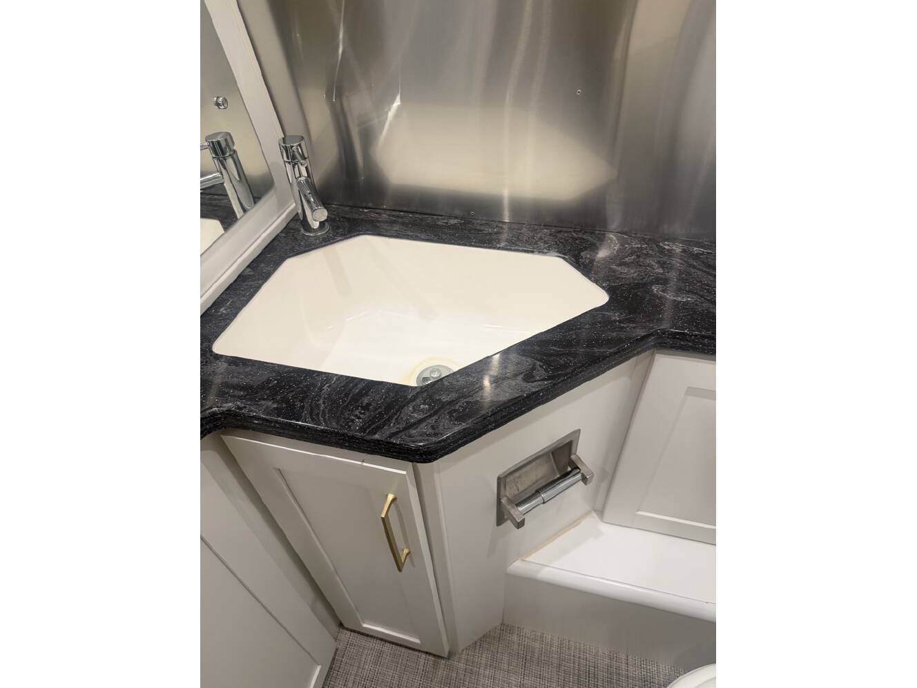 A photo of this 2022 Airstream CLASSIC 30RBQ