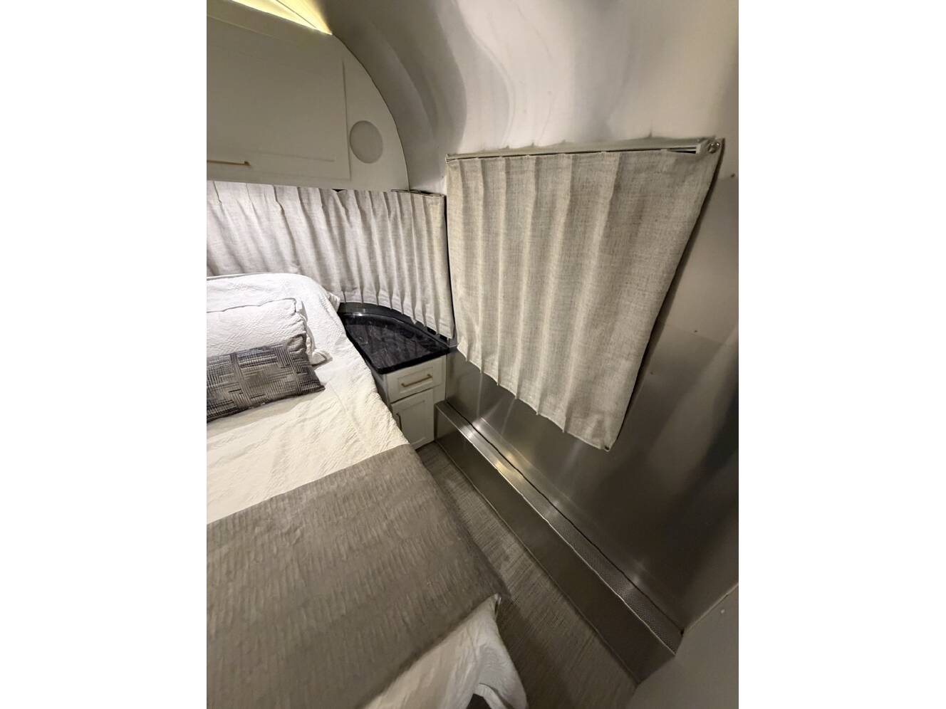 A photo of this 2022 Airstream CLASSIC 30RBQ