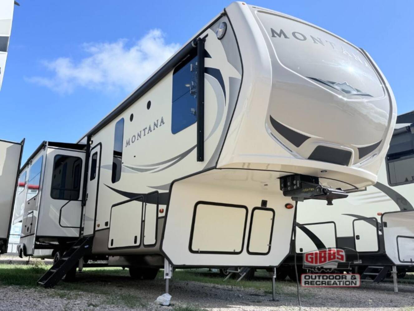 A photo of this 2018 Keystone Rv Montana 3791RD