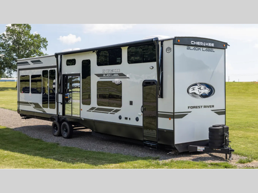 2026 Forest River Rv Cherokee Timberwolf Black Label 39DKBL in grand junction CO