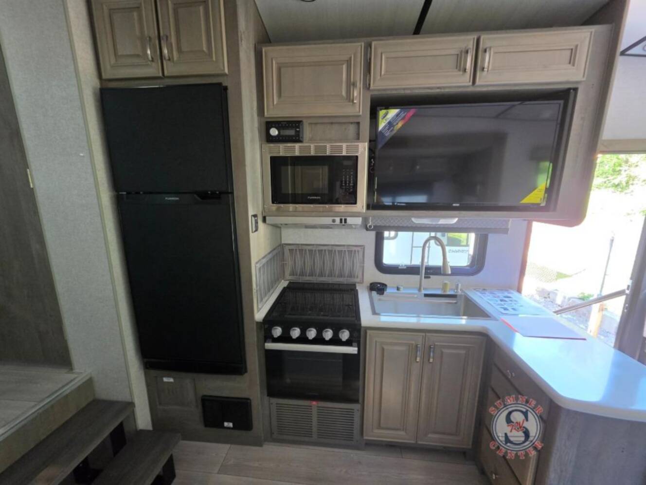 A photo of this 2026 Northwood Arctic Fox Rapid 225RBS