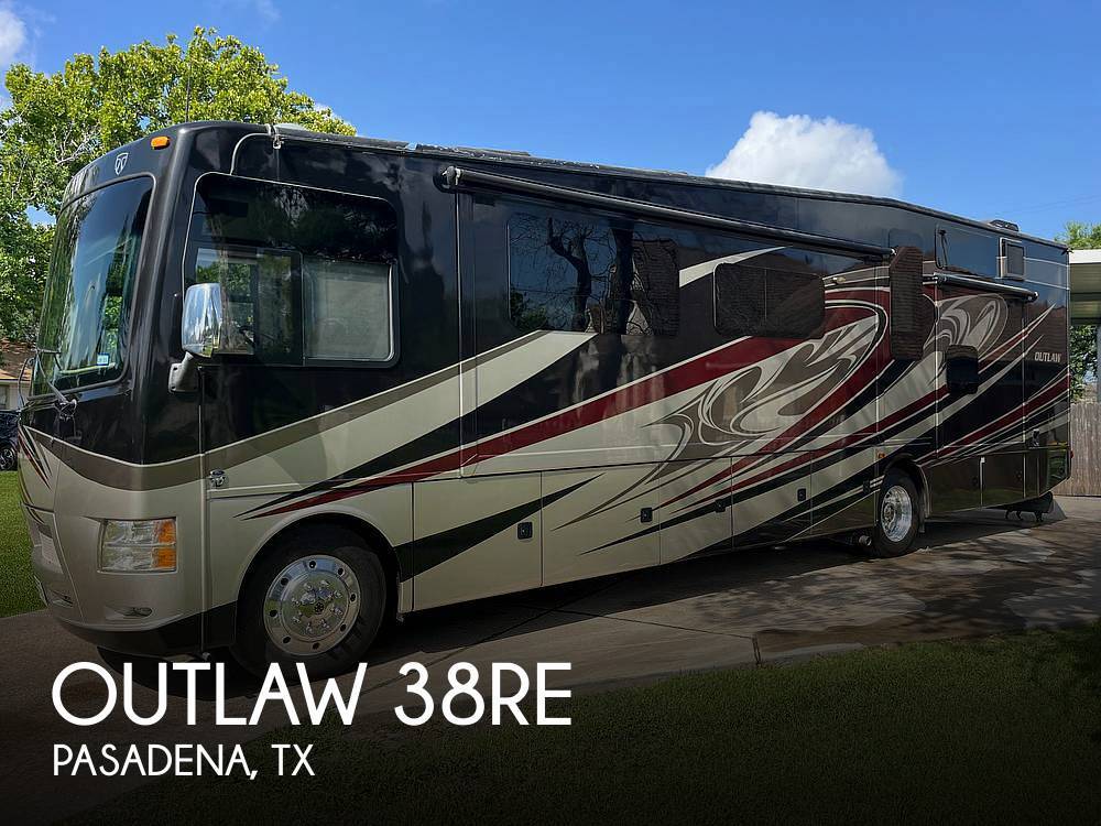 2016 Thor Motor Coach Outlaw 38RE RV