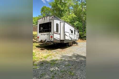 2018 Forest River HERITAGE GLEN ELITE 376FAM in blairsville GA