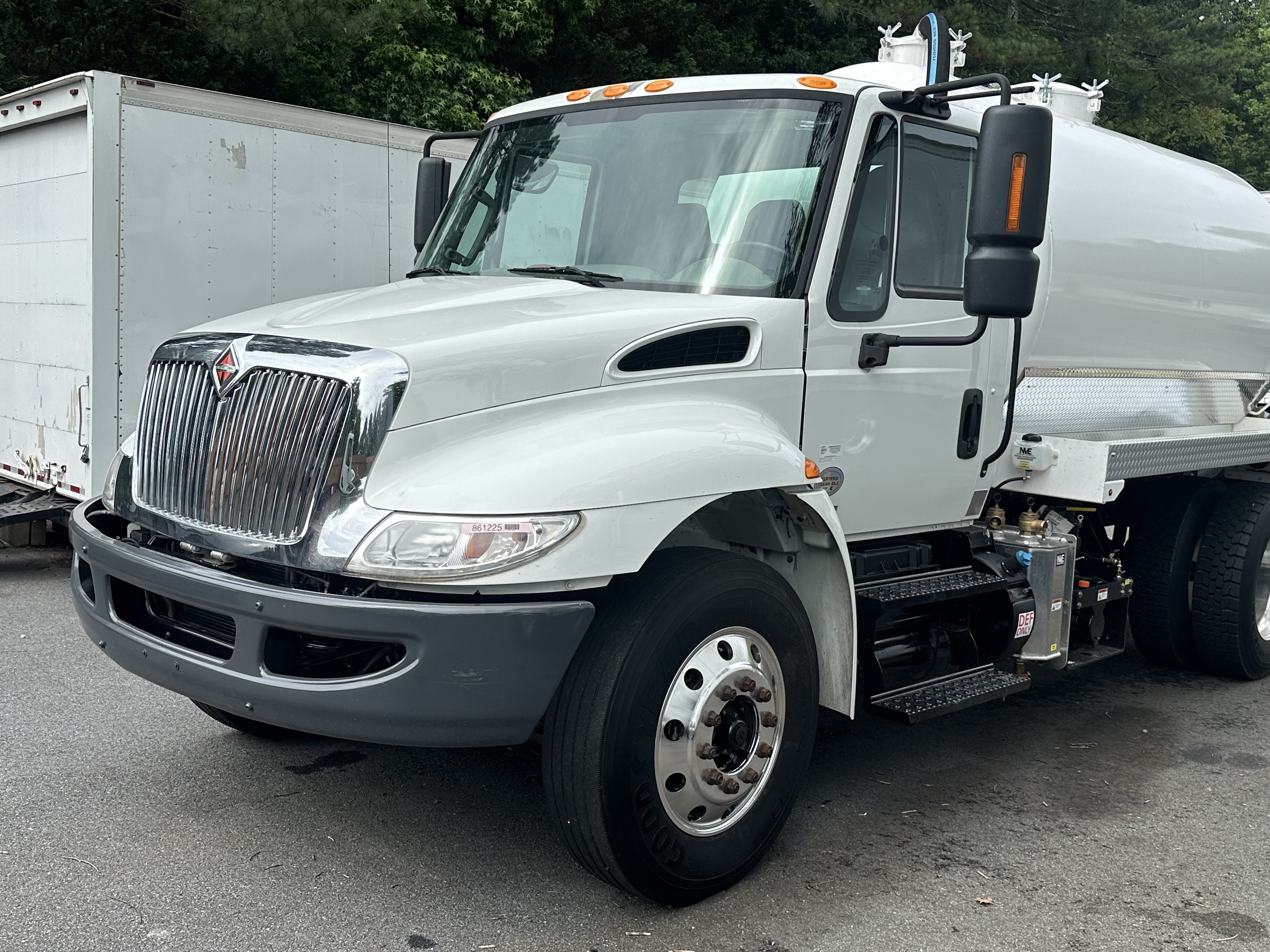 2019 INTERNATIONAL 4300 in Houston, TX