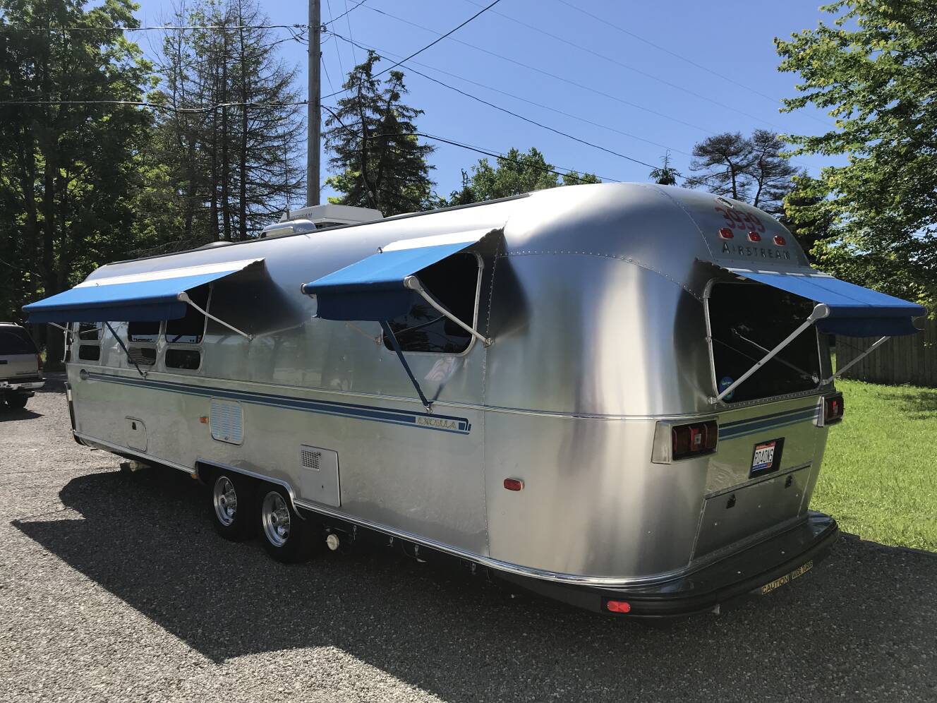 A photo of this 2000 Airstream EXCELLA 30