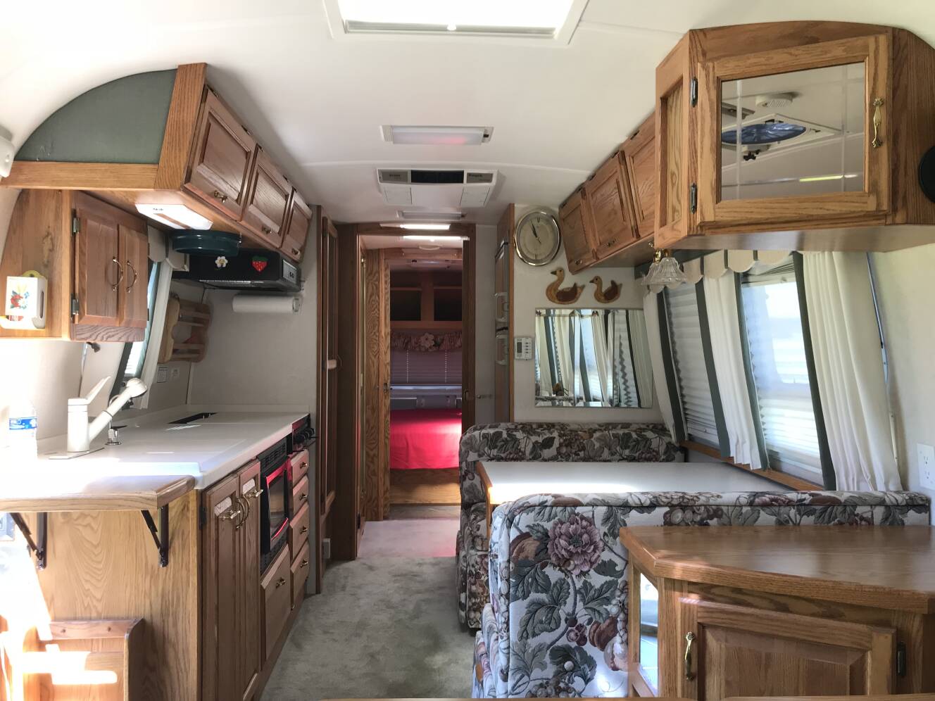 A photo of this 2000 Airstream EXCELLA 30
