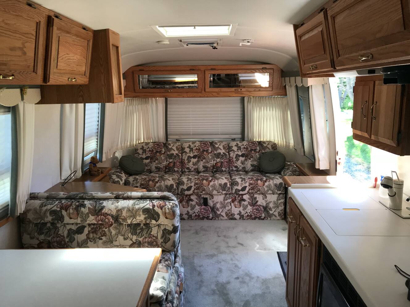 A photo of this 2000 Airstream EXCELLA 30