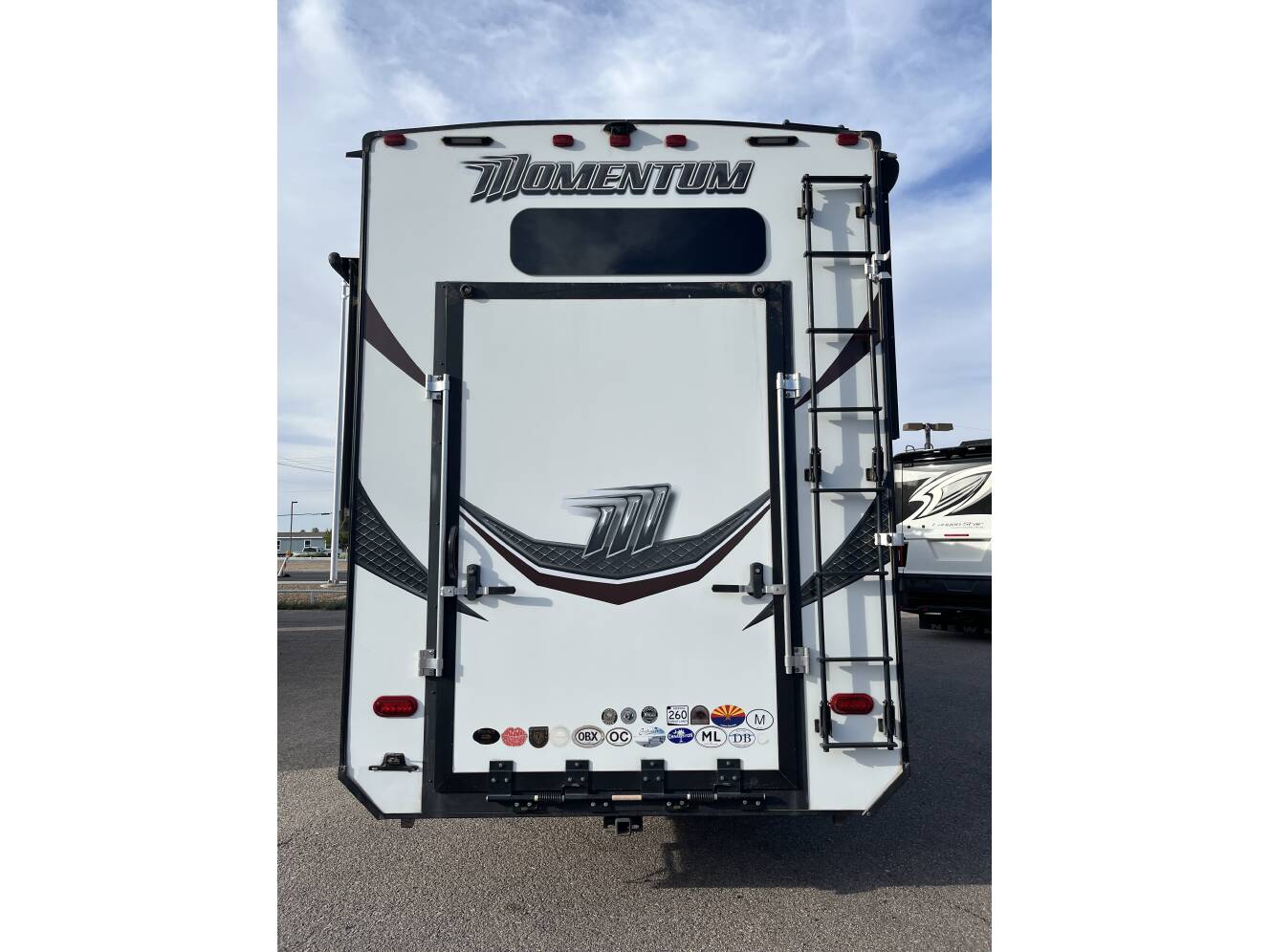A photo of this 2018 Grand Design MOMENTUM 376TH