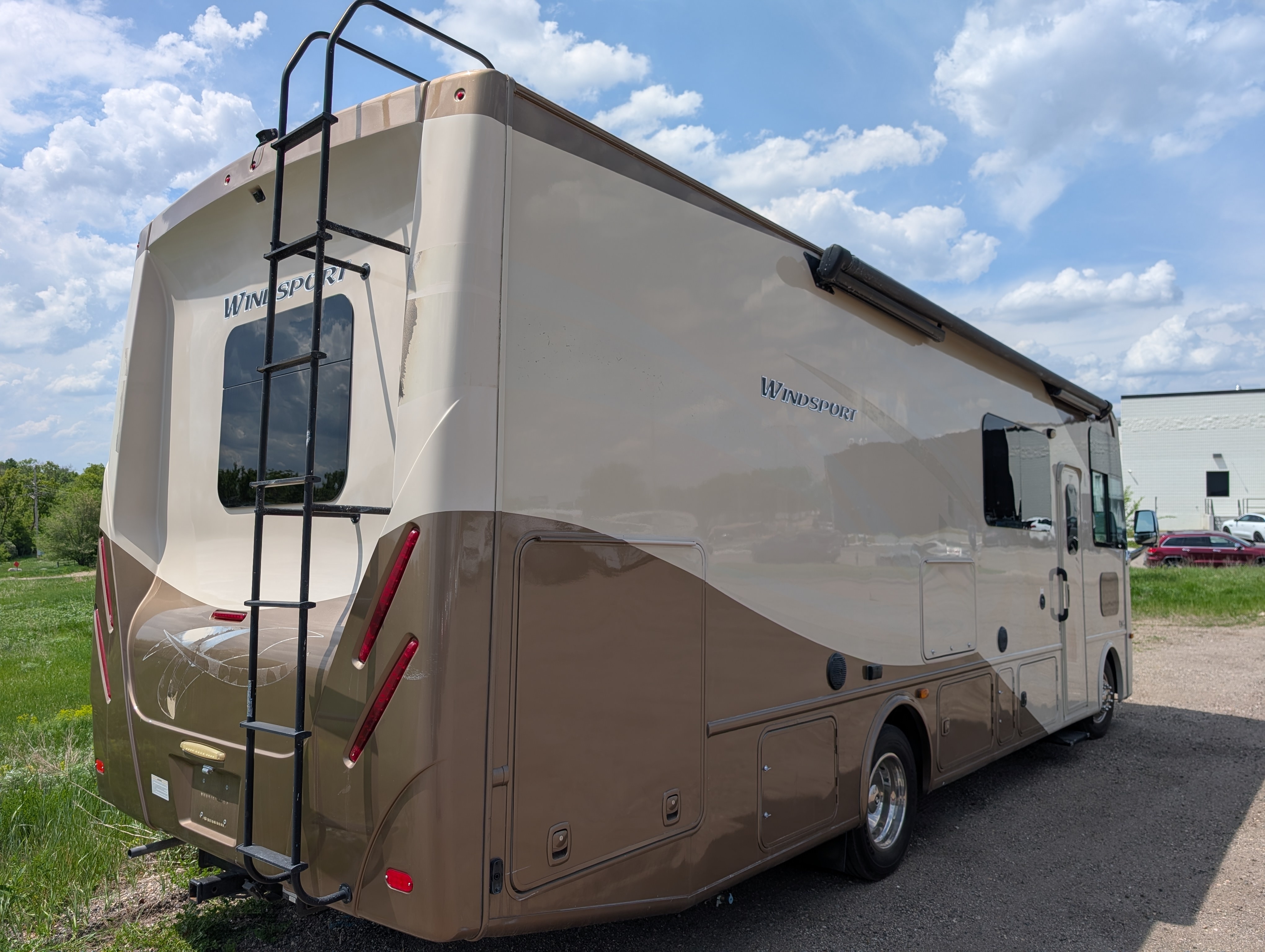 2017 Thor Motor Coach WINDSPORT 29M in fergus falls MN